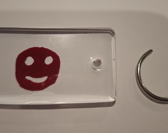 Handmade Dexter inspired blood slide resin keyring with Smiley face …horror, vampire, murder theme
