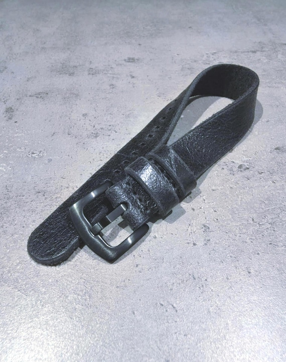 Black Distressed Leather Watch Strap: Vintage Single Pass Watch Band 18–24mm