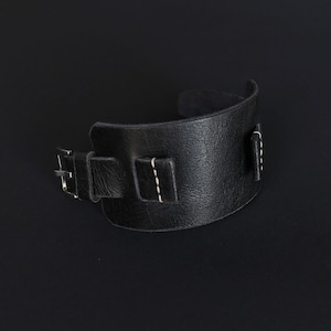 Leather cuff watch strap, Bund band Military style 18mm 20mm 22mm 24mm, Handmade leather wide watch band, Black distressed leather watch