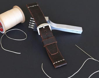 Distressed Leather Watch Band: Dark Brown Vintage Style, 18mm-26mm