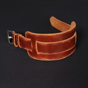 Vintage style Bund band, Unique Distressed leather wrist band, Leather cuff watch strap 18mm 20mm 22mm 24mm Handmade, Bund watch strap Brown