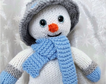 Frosty The Snowman Christmas Soft Toy Decoration PDF Knitting Pattern Chunky ( Bulky, 12 ply ) Height 33cm Quick East Home Decor LH028