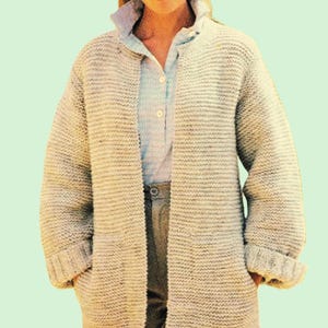 Womens Easy Knit Long Jacket Garter Stitch Ladies Cardigan with Pockets PDF Knitting Pattern 34 - 38&quot; Chunky Bulky 12 ply Vintage Download