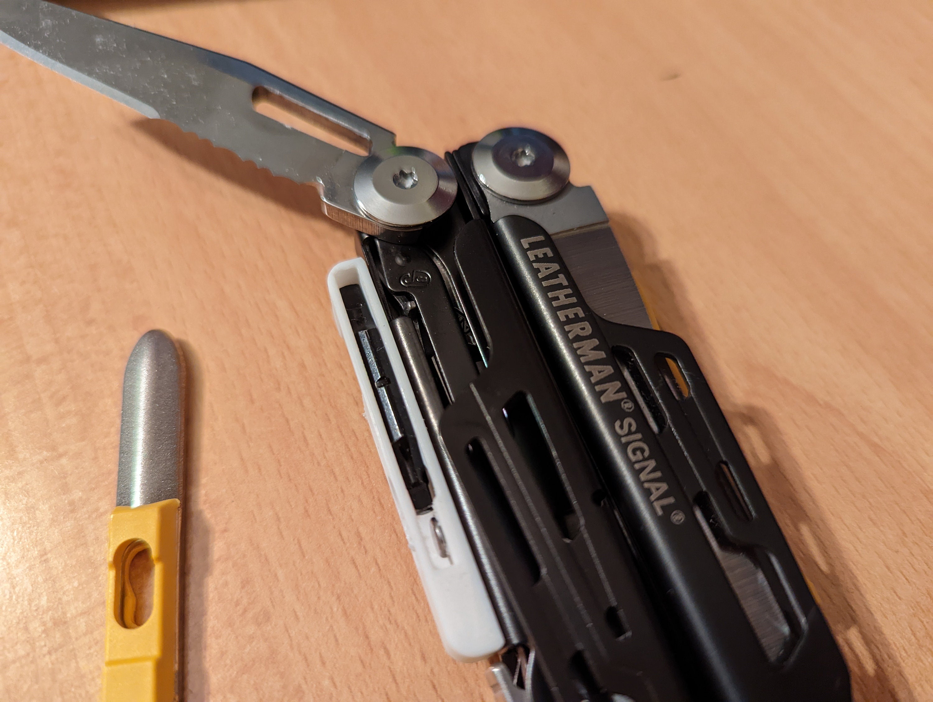 Leatherman signal bit holder deals