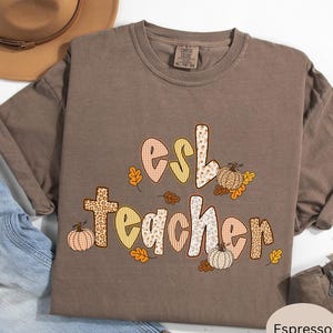 ESL Teacher Comfort Colors T-Shirt: Bilingual Education Diversity Tee