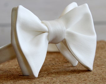 Papillon oversize color avorio: cravatta regolabile per lo sposo da sposa