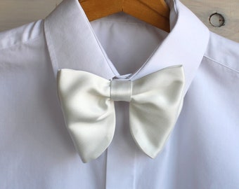 Ivory Oversized Butterfly Bow Tie / Tom Ford Style / Ivory Satin Big Bow Tie / Groomsmen Bow Ties / Wedding Bow Tie