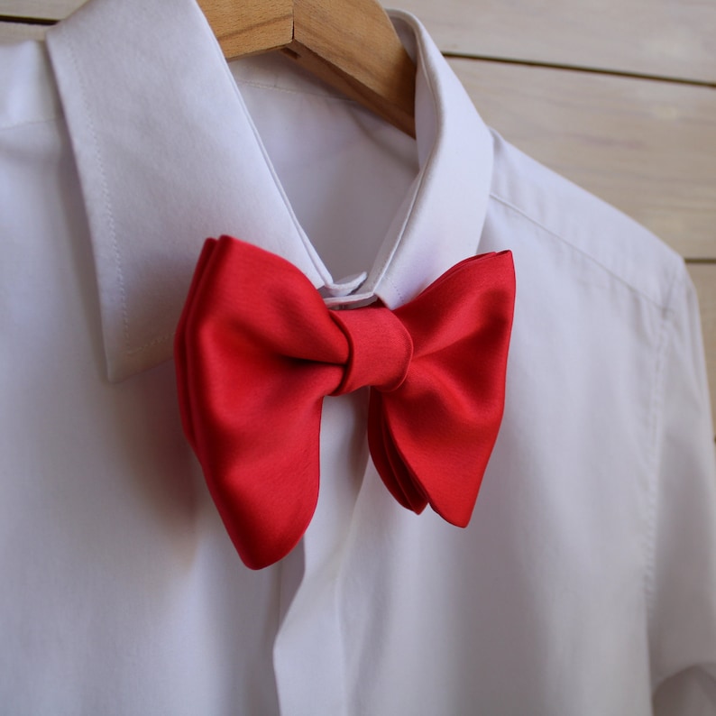 Bright Red Oversized Butterfly Bow Tie / Bright Red Satin Big Bow Tie / Groomsmen Bow Ties / Wedding Bow Tie zdjęcie 3
