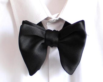 Pajarita extragrande de satén negro: pajarita para atar en la boda de los padrinos de boda