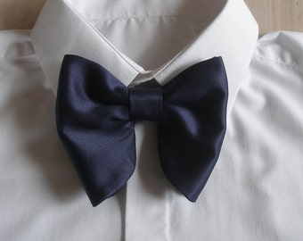 Navy blue butterfly bow tie, navy blue bow ties for men, satin bowtie, wedding bow tie, groom bowtie groomsmen bow tie oversized