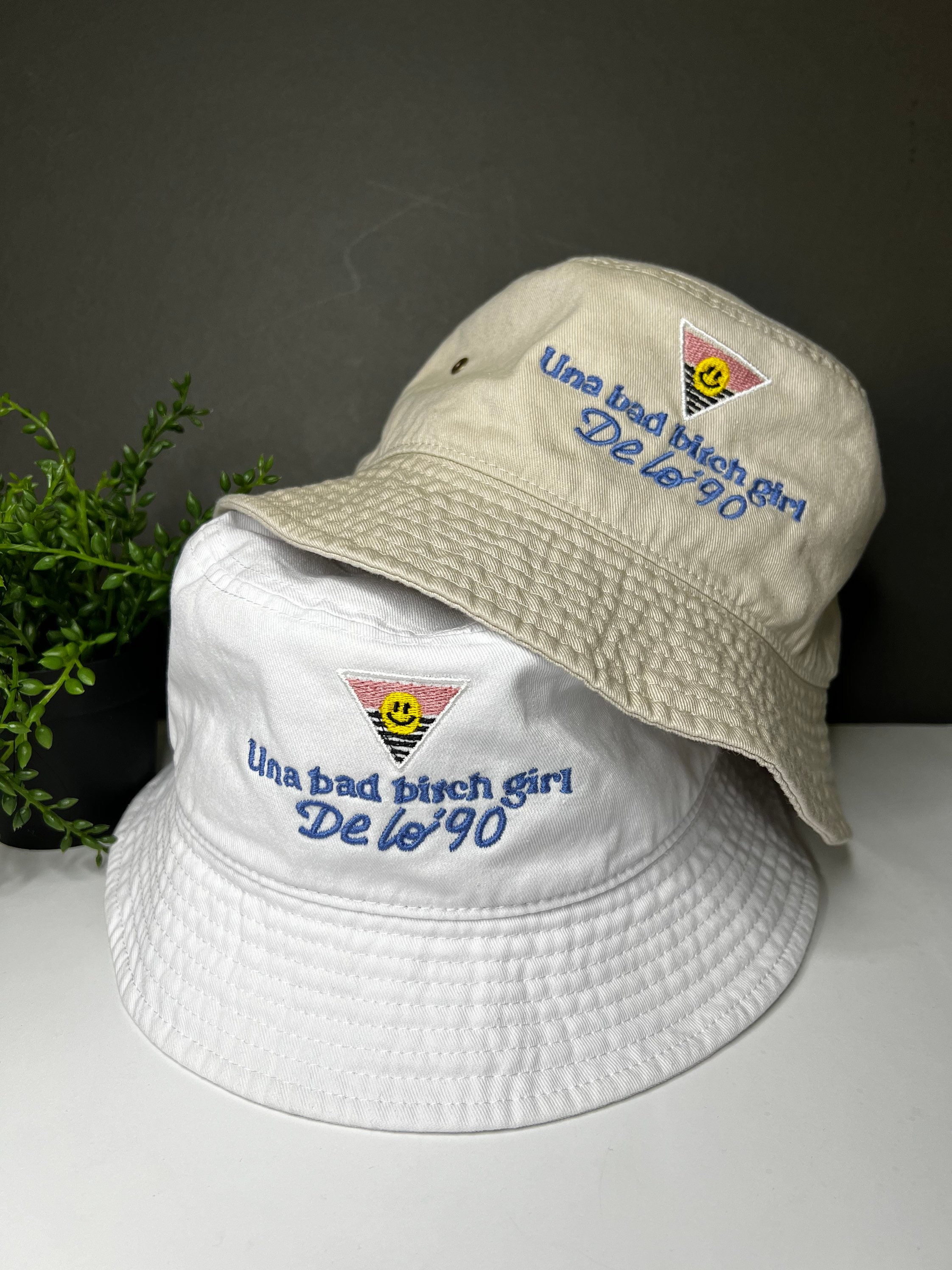 Bad Bunny Girl De Lo 90 Bucket Hat 