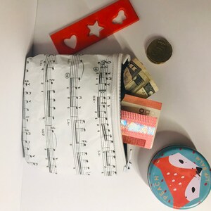 Petit sac à main issu d'un livre de musique recyclé- Porte-monnaie- Cadeau pour musiciens - Sac zéro déchet Pentagramme - Pochette Eco friendly
