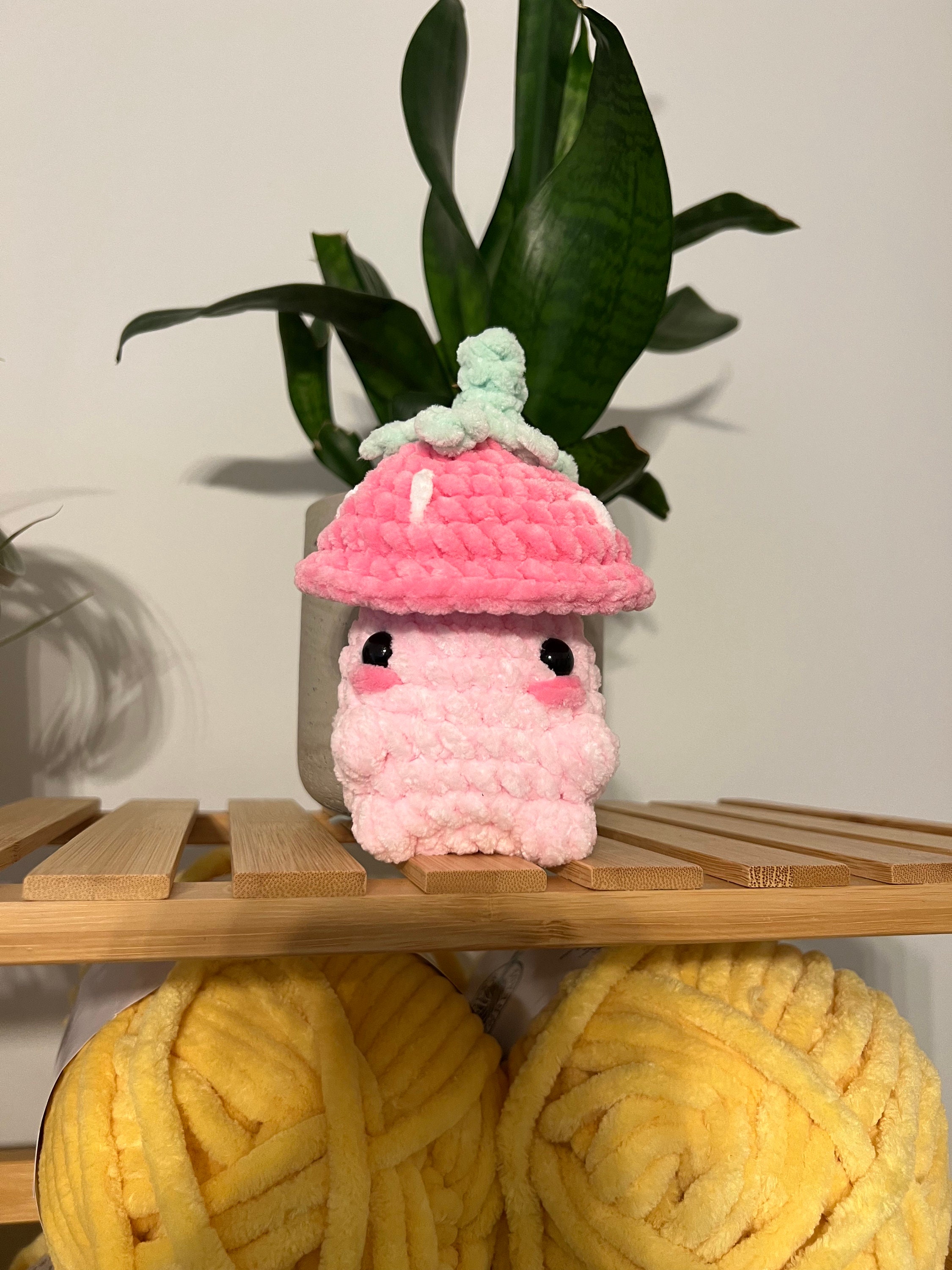 Crochet Strawberry Mushroom Pop Pattern LOW SEW Mini Mushie