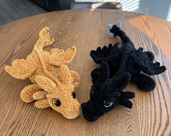 かぎ針編みのドラゴンのパターン モーニングスターテール フェザー