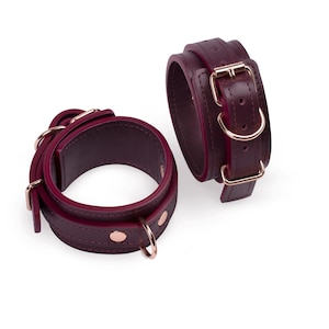 Premium Handmade Custom Leather Hand Cuffs  – 12 Leather Color Options – Adjustable Fit – For Costume, Cosplay & Fashion