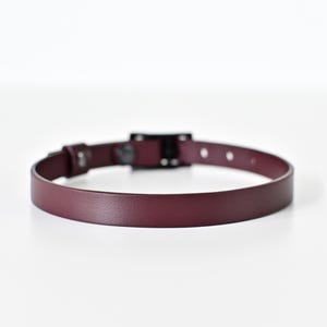 Custom Handmade Leather Day Collar for Adults – Discreet Submissive Choker – 12 Leather Colors & 4 Hardware Colors – One Price for All Sizes