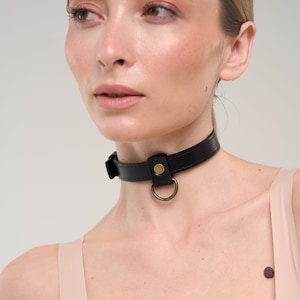 Handmade Black leather choker with D-ring (792 color variations nickelfree hardware ONE PRICE for all SIZES)
