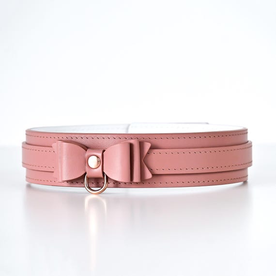 Premium Handmade Leather Day Collar with Bow – Elegant Adjustable BDSM Choker for Play & Discreet Everyday Wear – Sexual Play Accessory