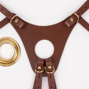 Brown Leather strapon harness for pegging (396 color variations, 3 rings included, nickelfree plated hardware, custom sized, quick removal)