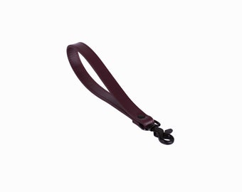 Handmade bordo leather human pet short leather leash (72 color variations, nickel-free plated hardware)