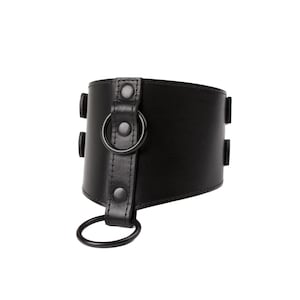 Handmade Black leather custom posture collar for man and woman (792 color variations, nicklel-free fitting)