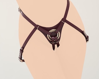 Bordo Leather strapon harness for pegging (396 color variations, 3 rings included, nickelfree plated hardware, custom made to your size)
