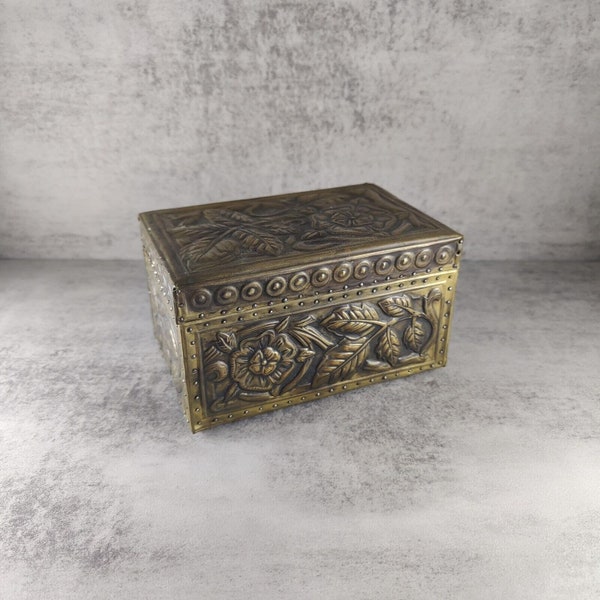 Vintage Box 6.5" Wood Lined Brass Repousse Floral Motif for Keepsakes Trinkets Jewelry, Home Decor Accent Unisex Gift for Her Gift for Him