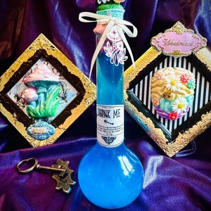 Magic Potion/Drink Me Alice in Wonderland