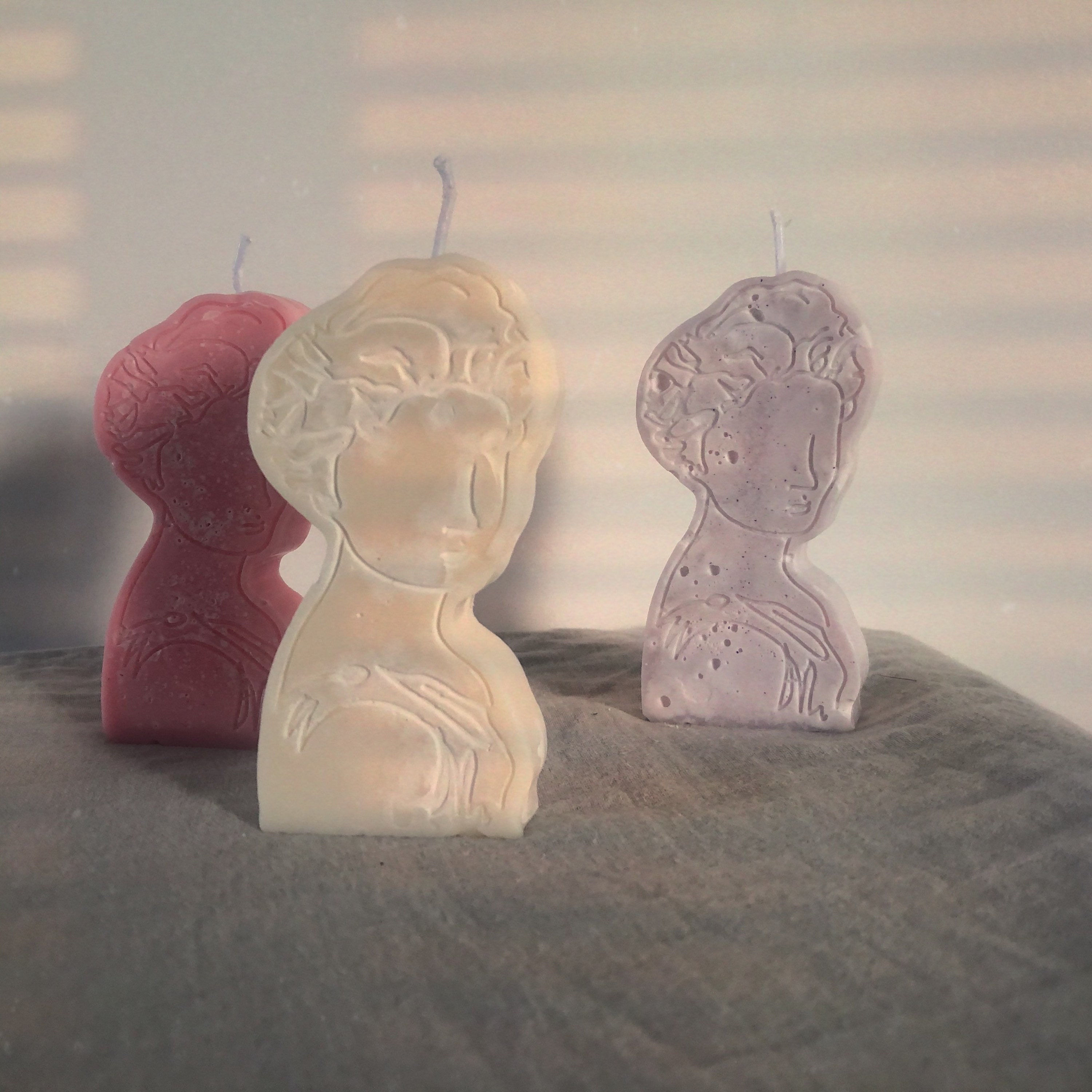 Bougie Lilas Corps Femme Antique Naturelle