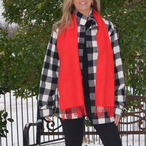 Elevate Style: Baby Alpaca Wool Scarf - Rich Colors in Red, Blue, and White - A Luxe Gift for Her, Him, and You