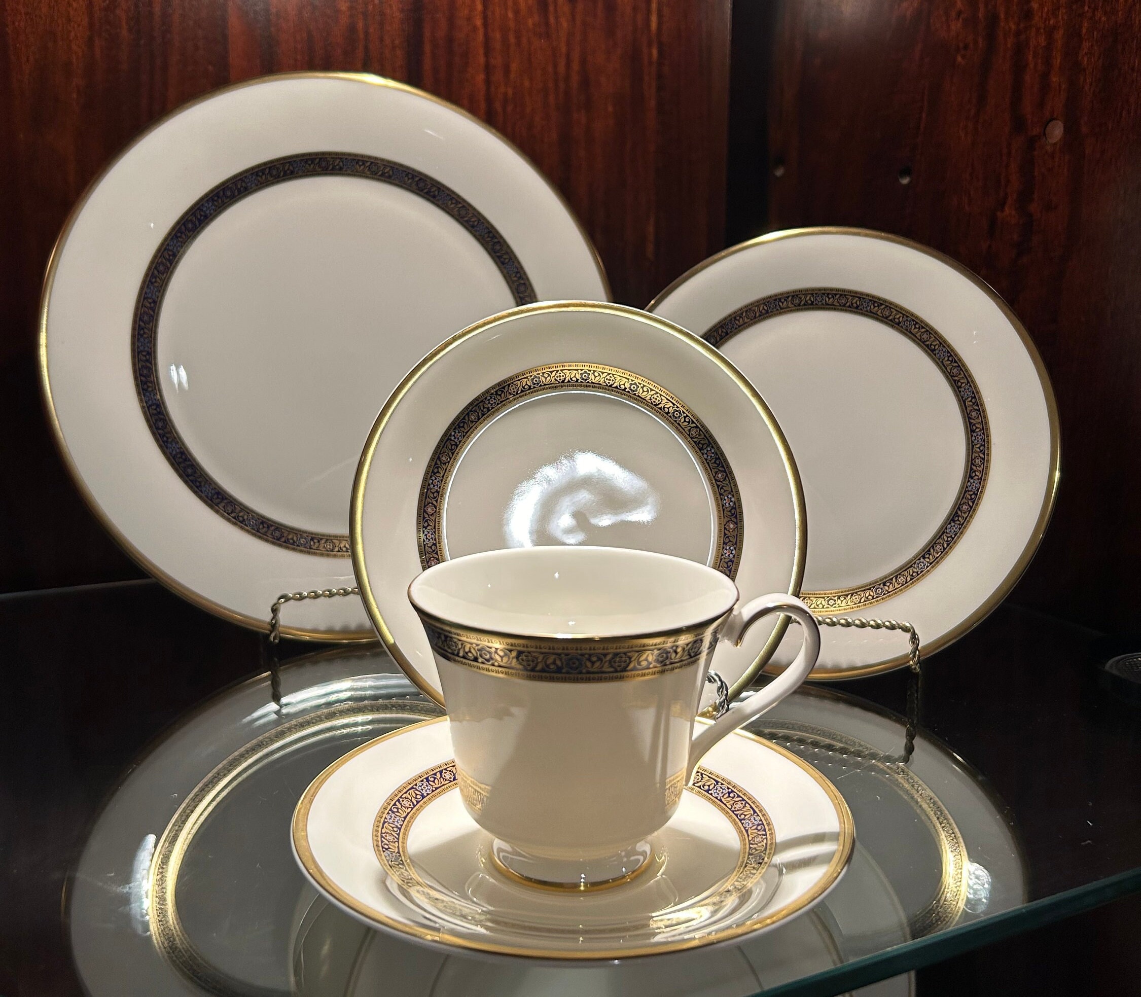 ロイヤルドルトン Harlow 食器セット Royal Doulton Harlow 5 Piece