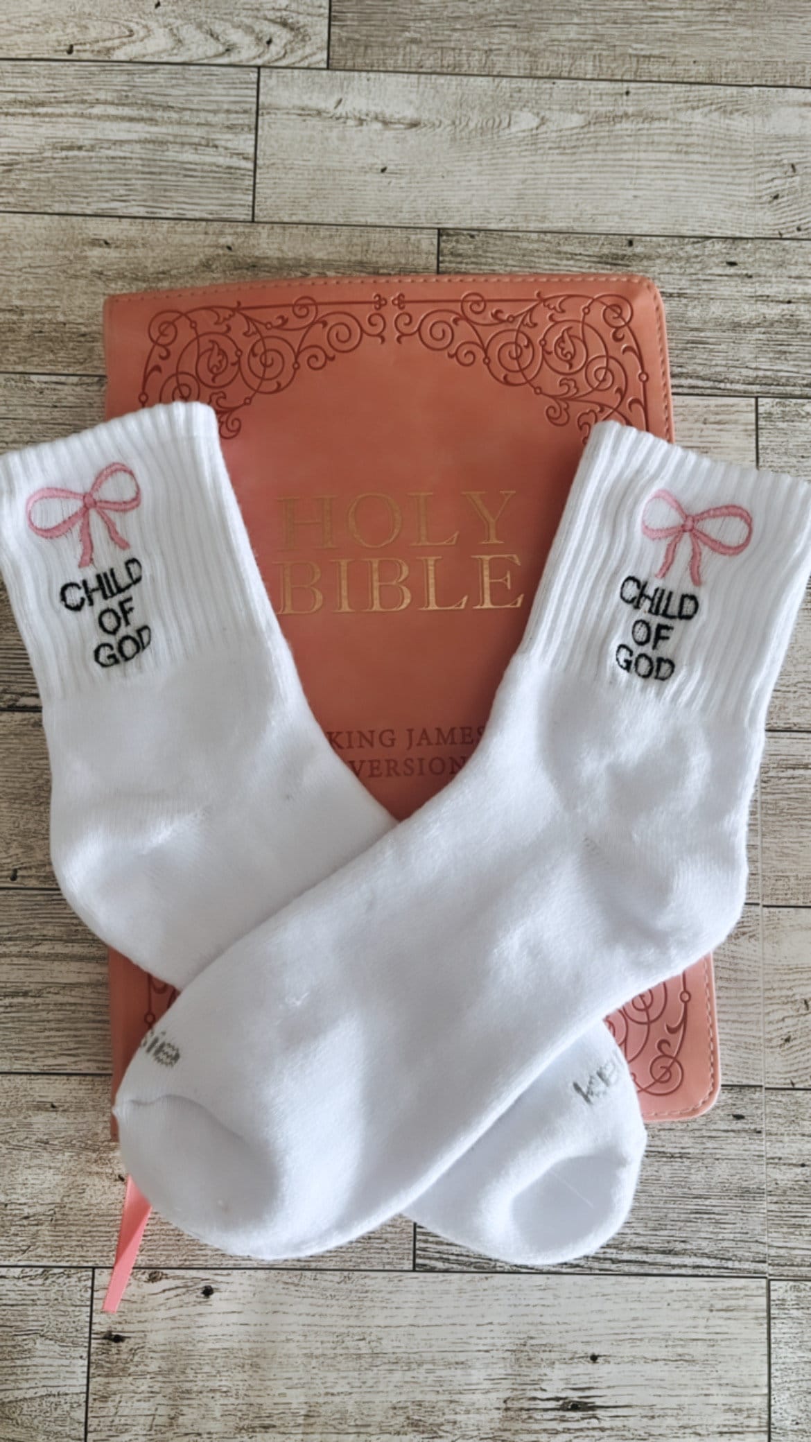 Embroidered Dainty Bow Crew Socks || Coquette Crew Socks || Embroidered Socks || Christian Socks || Christian apparel