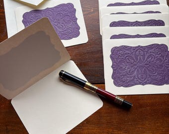 9 tarjetas de notas en blanco con relieve. Papelería.