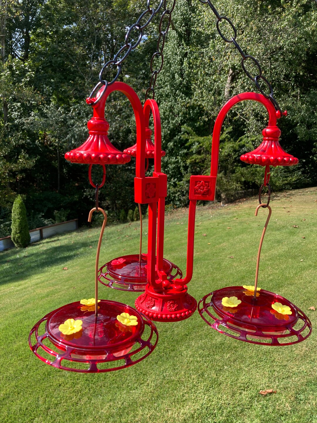 Hummingbird Feeder Station, Metal Hummingbird Feeder Holder, Outdoor Decor Red Hummingbird