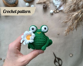 Crochet pattern frog keychain, amigurumi pattern frog, Crochet Pattern keychain frog, amigurumi frog toy, mini crochet animals