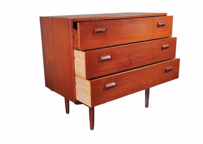 Børge Mogensen Teak Vanity Dresser, Teak Dresser, Mid Century Modern Dresser, Chest of Drawers, Danish Teak, Vintage Teak Dresser image 5