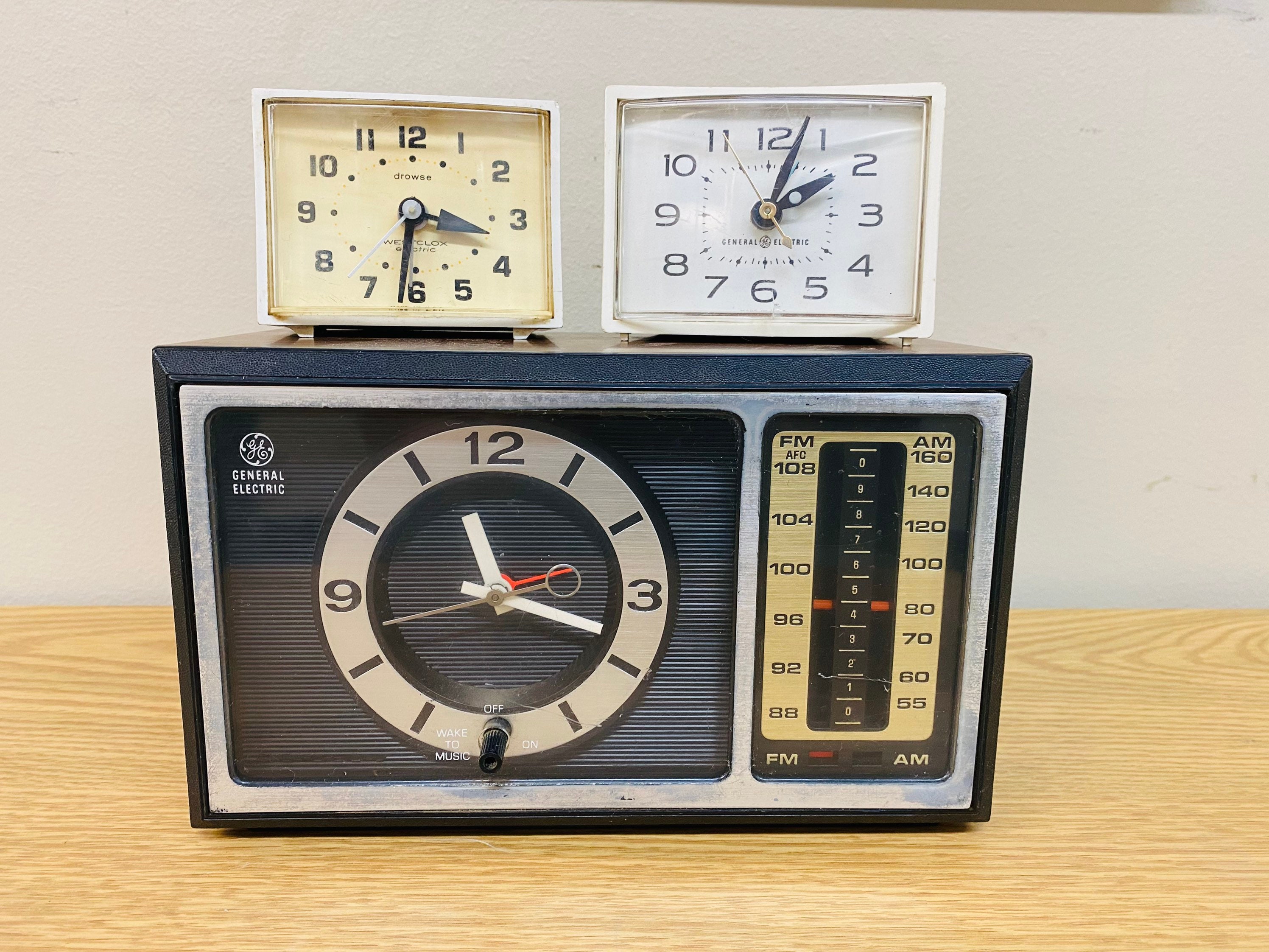 MCM Clocks Mid Century Decor Etsy Canada