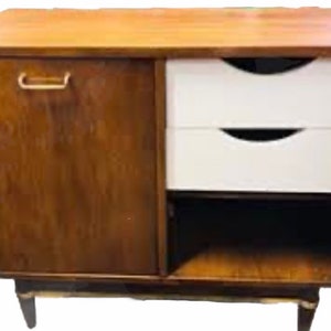 Mid Century American of Martinsville Dania Walnut Bar Cart, MCM Dania Collection Bar Cabinet, American of Martinsville Buffet, MCM Bar image 3