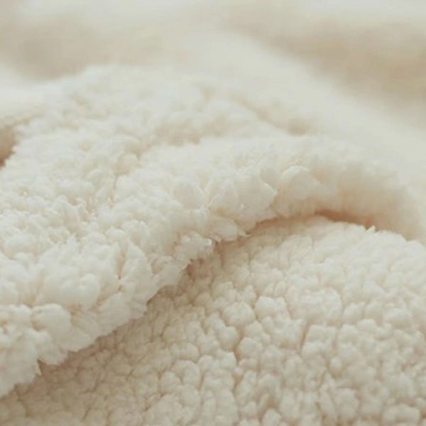 Sherpa Fur/Fleece Fabric Soft And Cuddly，By The Half Yard