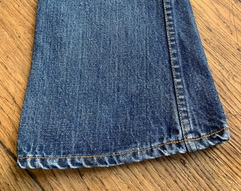 Vintage 70er LEVI'S Schlaghose Flare 646 Hergestellt in den USA W31 L30 Tatsächliche Größe gemessen/Taille Measurée W31-40Fr L26-66cm Guter Zustand!