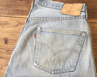 Levis 501 Vintage Redline Selvedge W36 L32 Made in USA 70's Actual Size Measured/Taille Réelle Mesurée W35-44.5Fr L28.5-72.5cm SINGLE STITCH