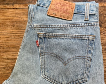 Levis 501 90s Vintage W32 L30 Made in USA Actual Size Measured