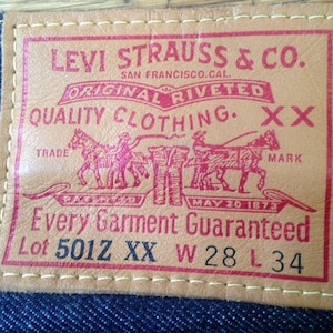 Levi&#39;s 501Z Big E Vintage Selvedge Shrink, passend für Deadstock LVC 1954 W28 L34 Hergestellt in den USA Gemessene Größe B27-35 L33,5-85 cm Perfekter Zustand!