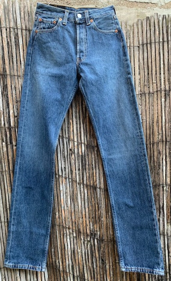 Taille store w25 levis