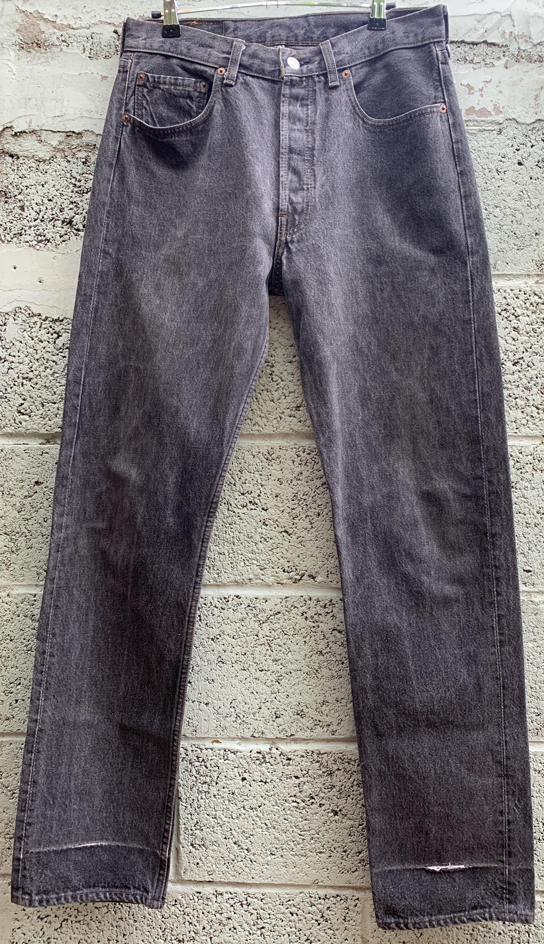 90s Levi's 501 USA Made W32 L34 Size Measured/taille Measurée W30