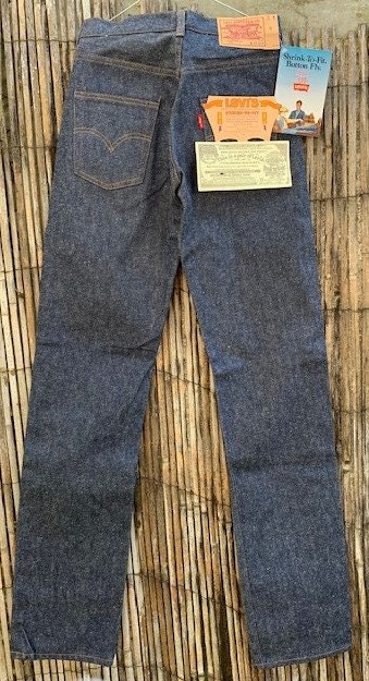 80s Levi's 501 Vintage Shrink to Fit Deadstock With Tags W28