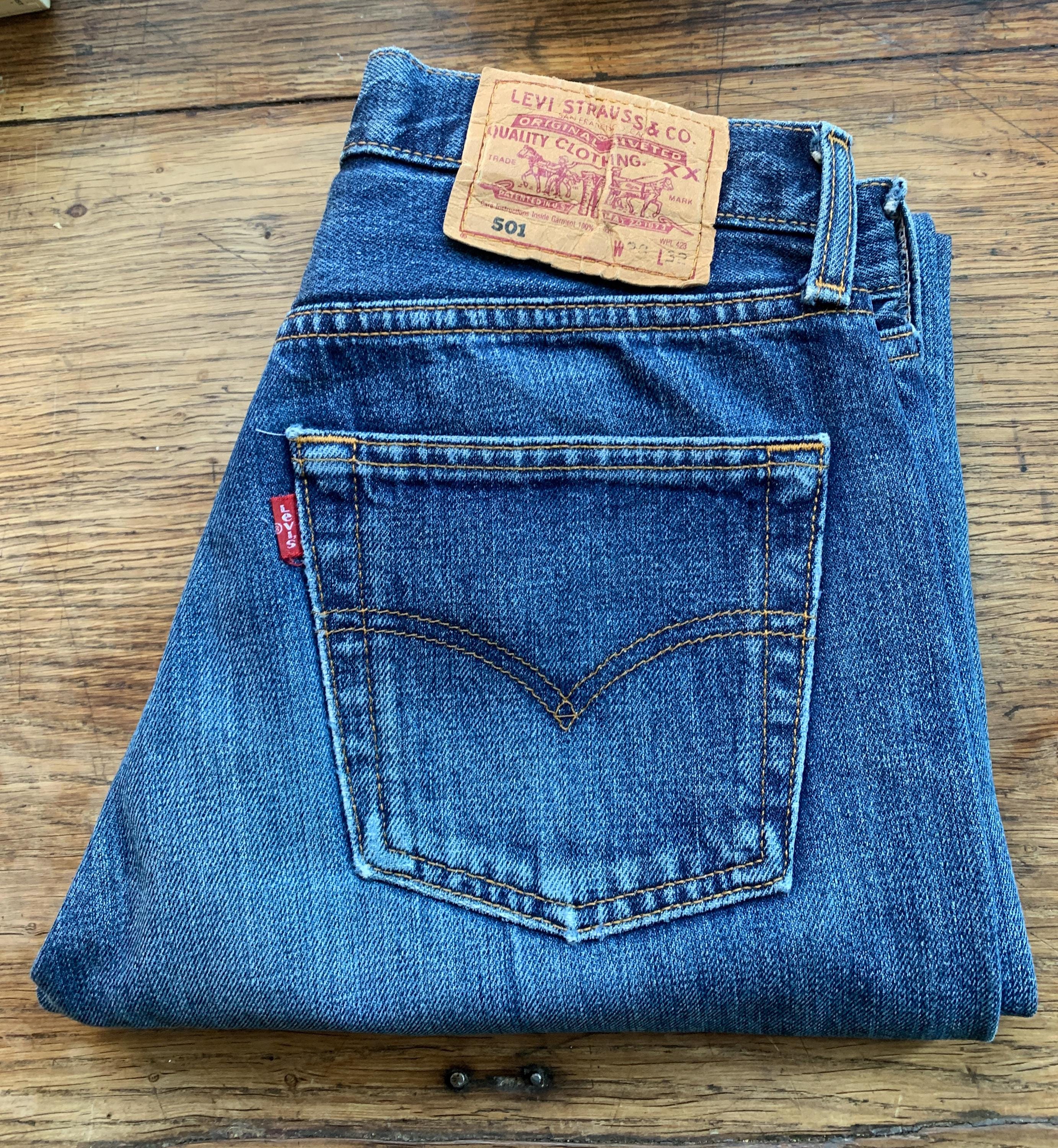 Levi's 501 90s Vintage W28 L32 Size Measured/actual Size Measured