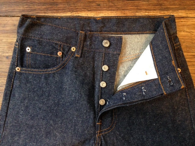 Levi's 501 Vintage 80s Shrink to Fit Deadstock With Tags