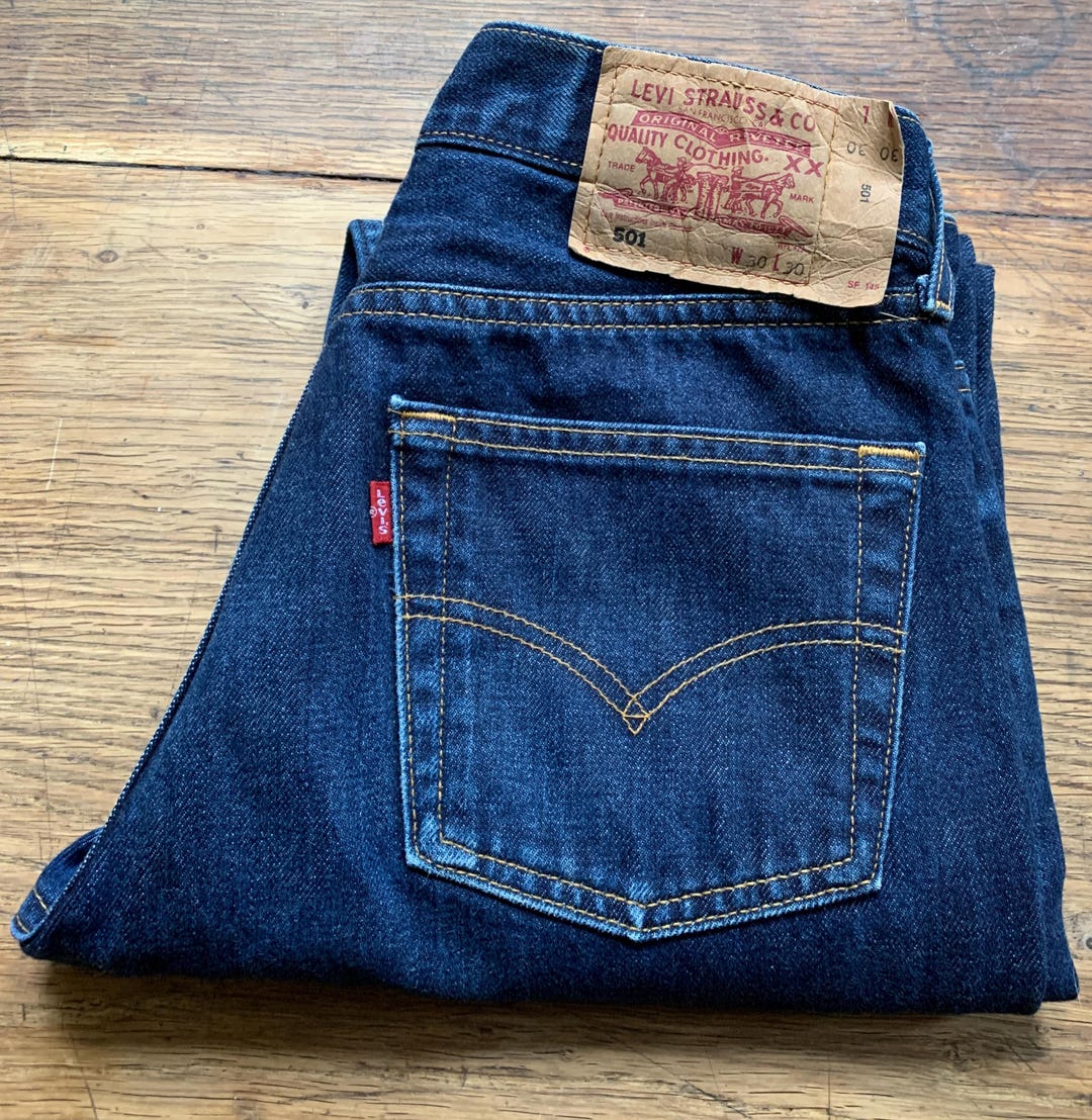 Levi's 501 90s Vintage W30 L30 Deep Indigo Blue Actual Size