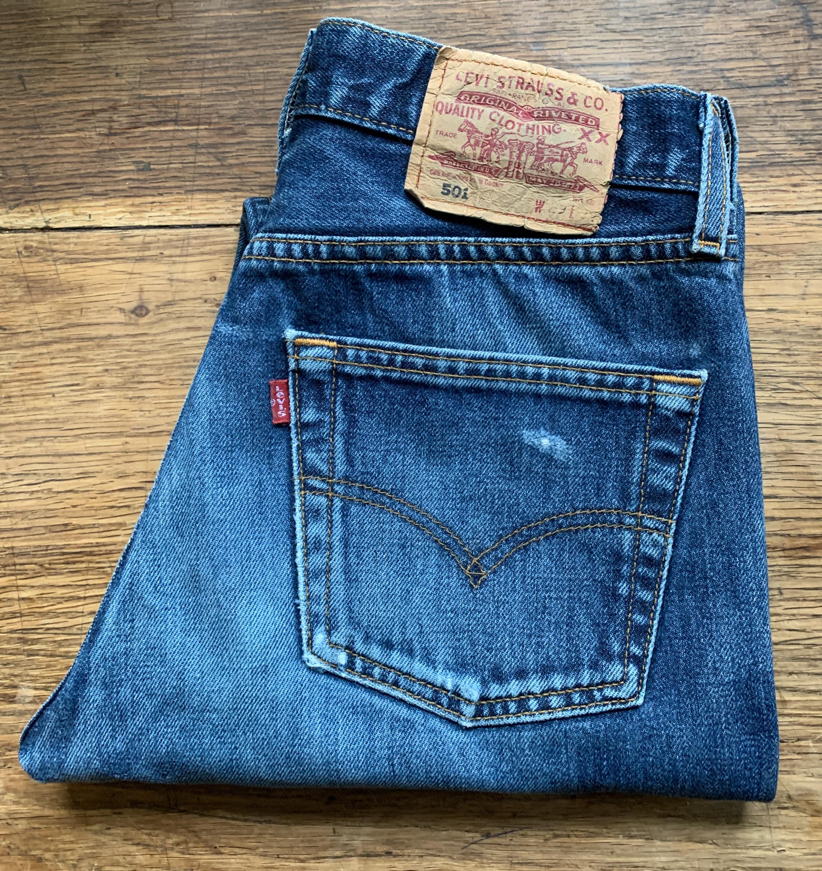 Levis 501 90s Vintage W29 L32 Size Measured/taille Measureue W27
